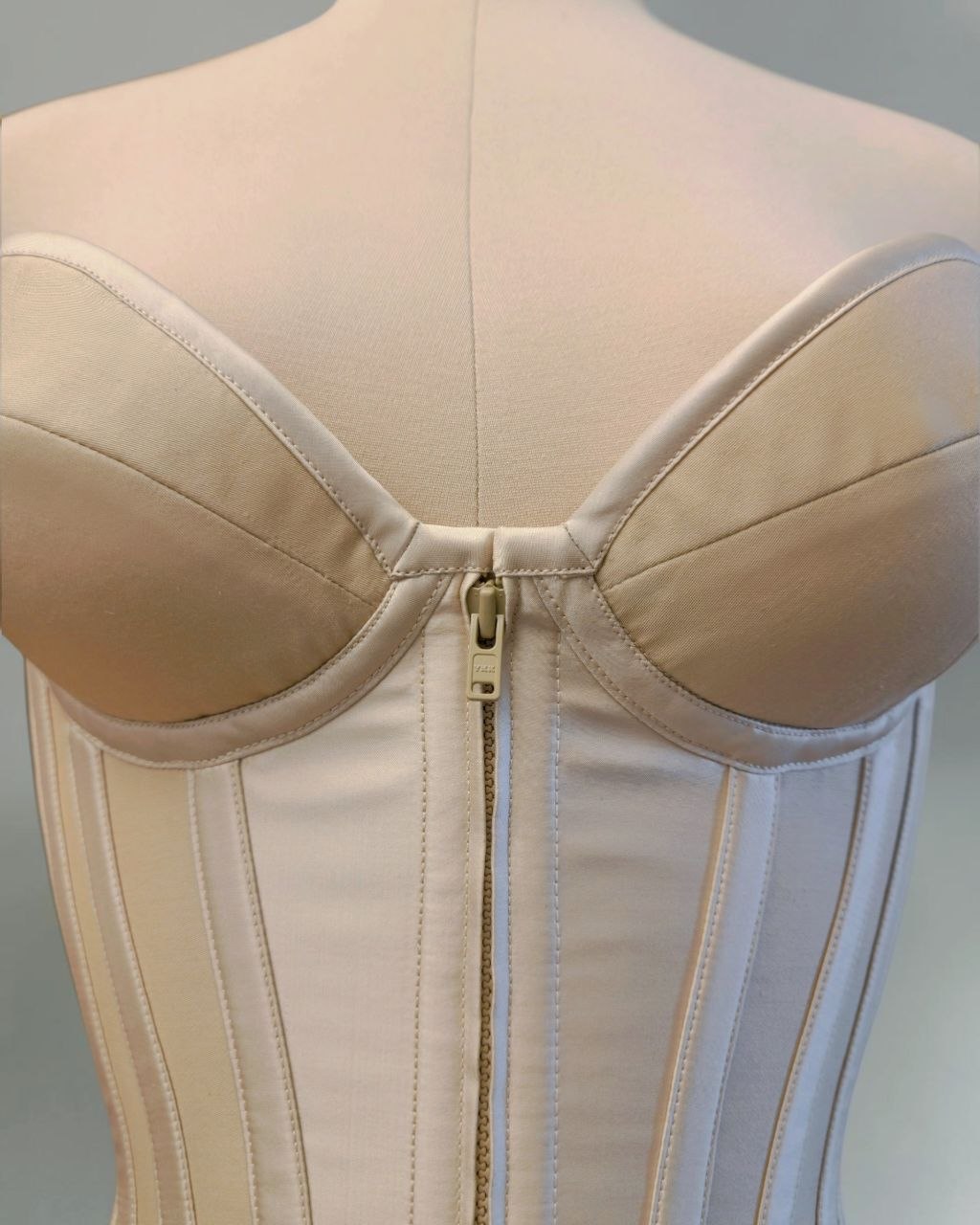 Custom "Ivresse" Cupped Burlesque Corset