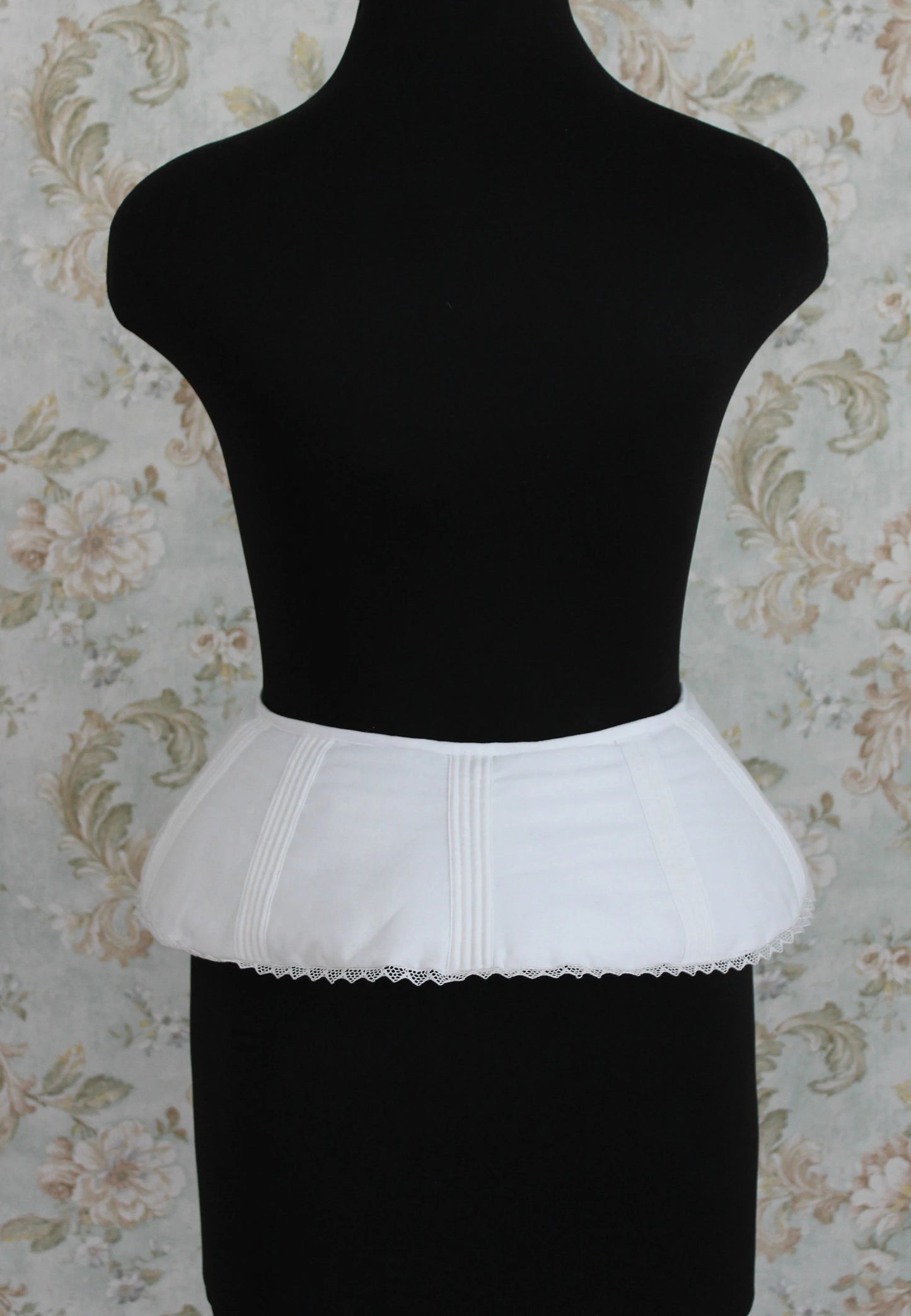 Front Lacing Victorian Hip Pad